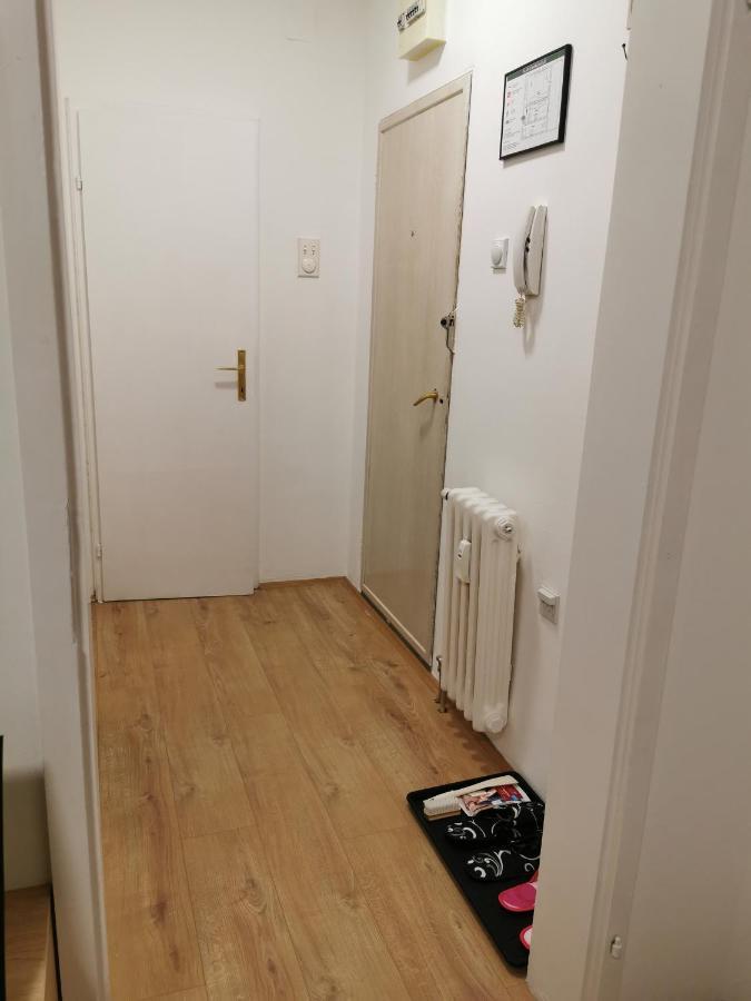 Nacional 1 Apartment Studio Subotica Buitenkant foto